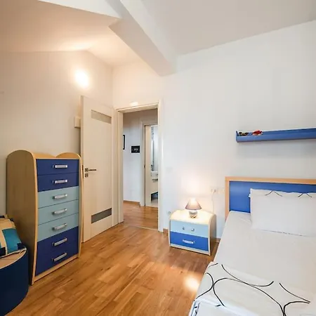 The Grand Luxurious Duplex By Ps Apartmán *