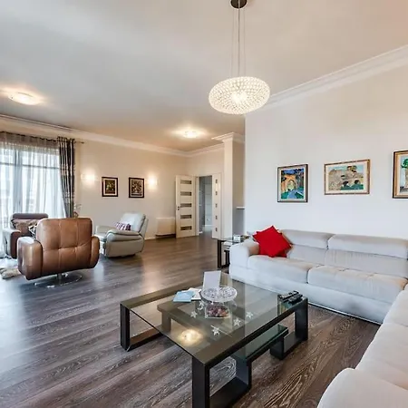 The Grand Luxurious Duplex By Ps Durrës