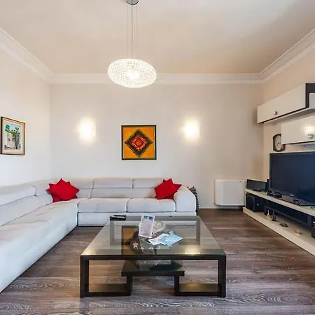The Grand Luxurious Duplex By Ps